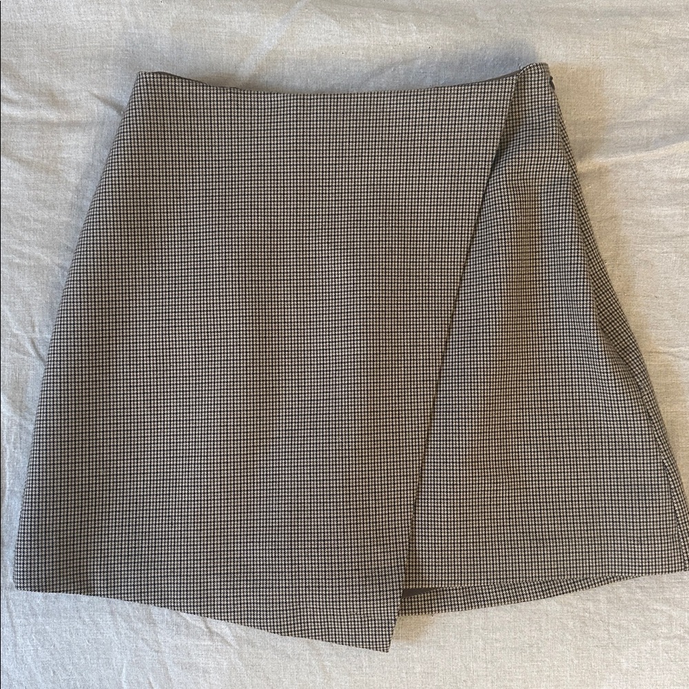NWT Abercrombie Scarlett High Waist Mini Skirt - XXS - Picture 2 of 5